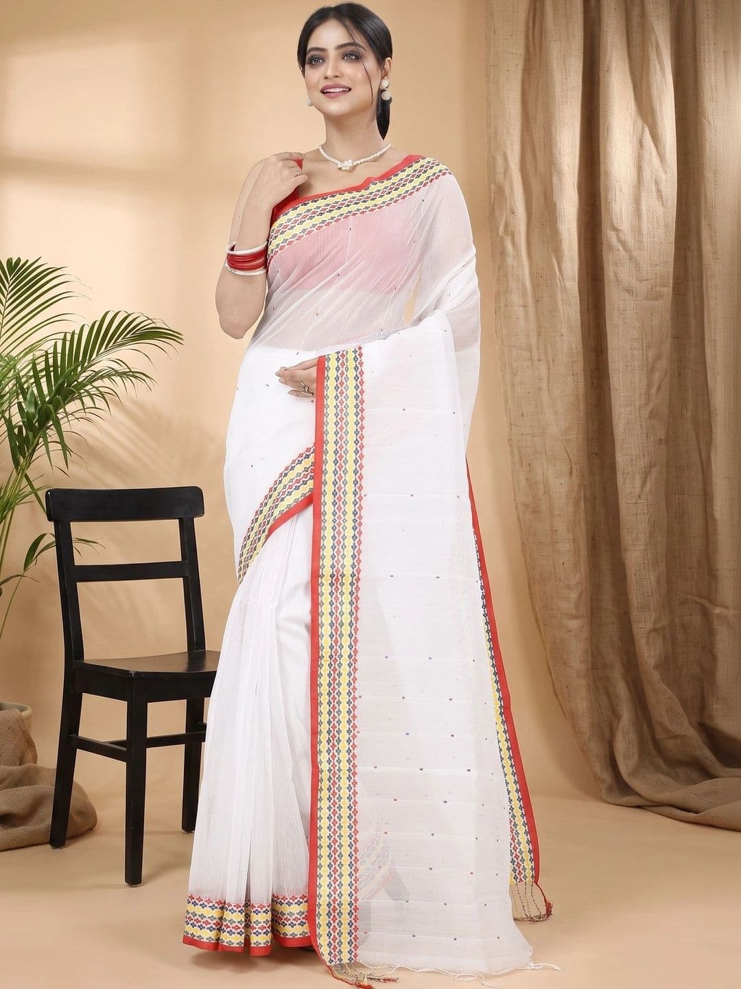 GitAsit Woven Design Embroidered Handloom Taant Saree thumbnail 6