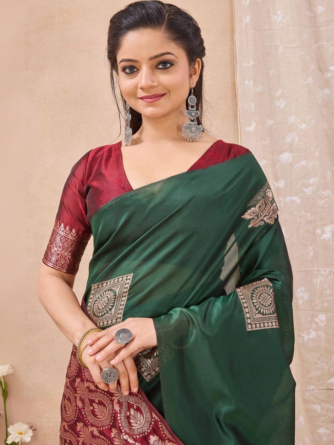 HERE&NOW Zari Art Silk Saree thumbnail 4