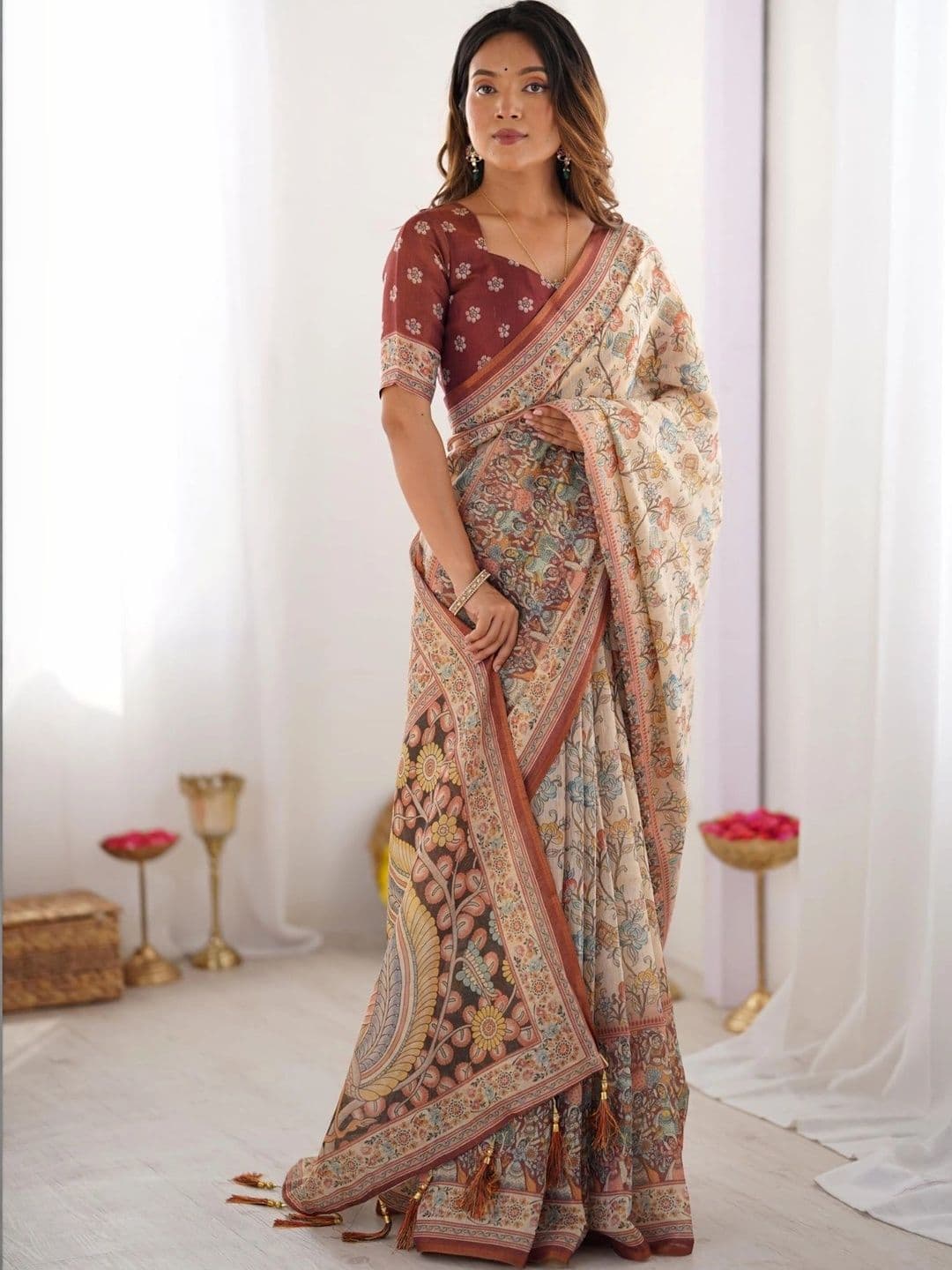 HOUSE OF PRANSHI Kalamkari Linen Blend Jamdani Saree thumbnail 3