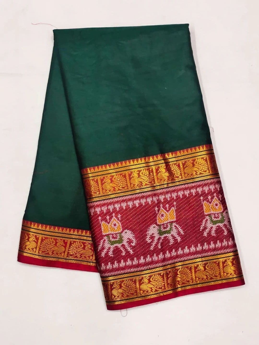 Owee Zari Silk Cotton Designer Narayan Peth Saree thumbnail 2