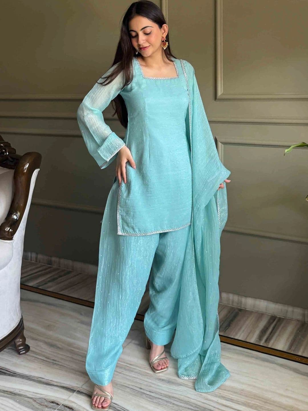 PALMIRA Women Regular Kurta with Patiala & With Dupatta thumbnail 5