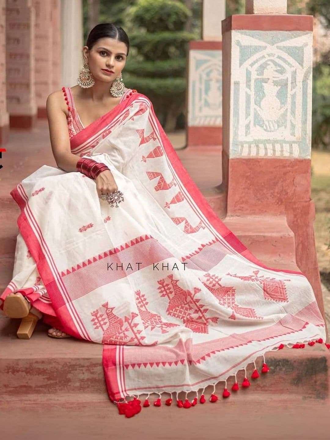 revika Woven Design Zari Art Silk Designer Kanjeevaram Saree thumbnail 5