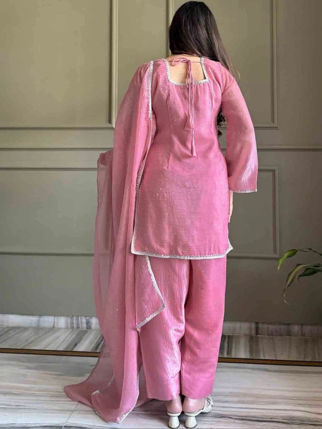 PALMIRA Women Regular Kurta with Trousers & With Dupatta thumbnail 4