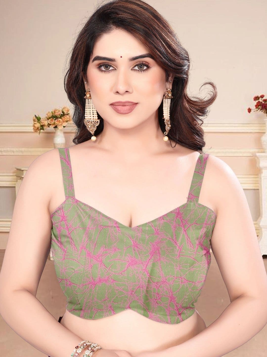 Owee Pure Chiffon Designer Saree thumbnail 2