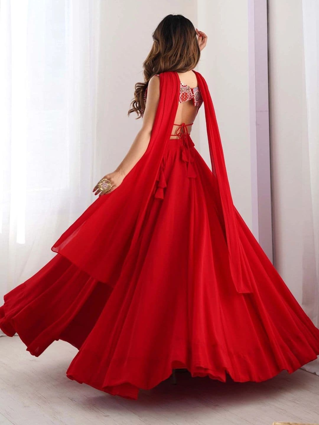 PALMIRA Printed Ready to Wear Lehenga & Blouse With Dupatta thumbnail 3