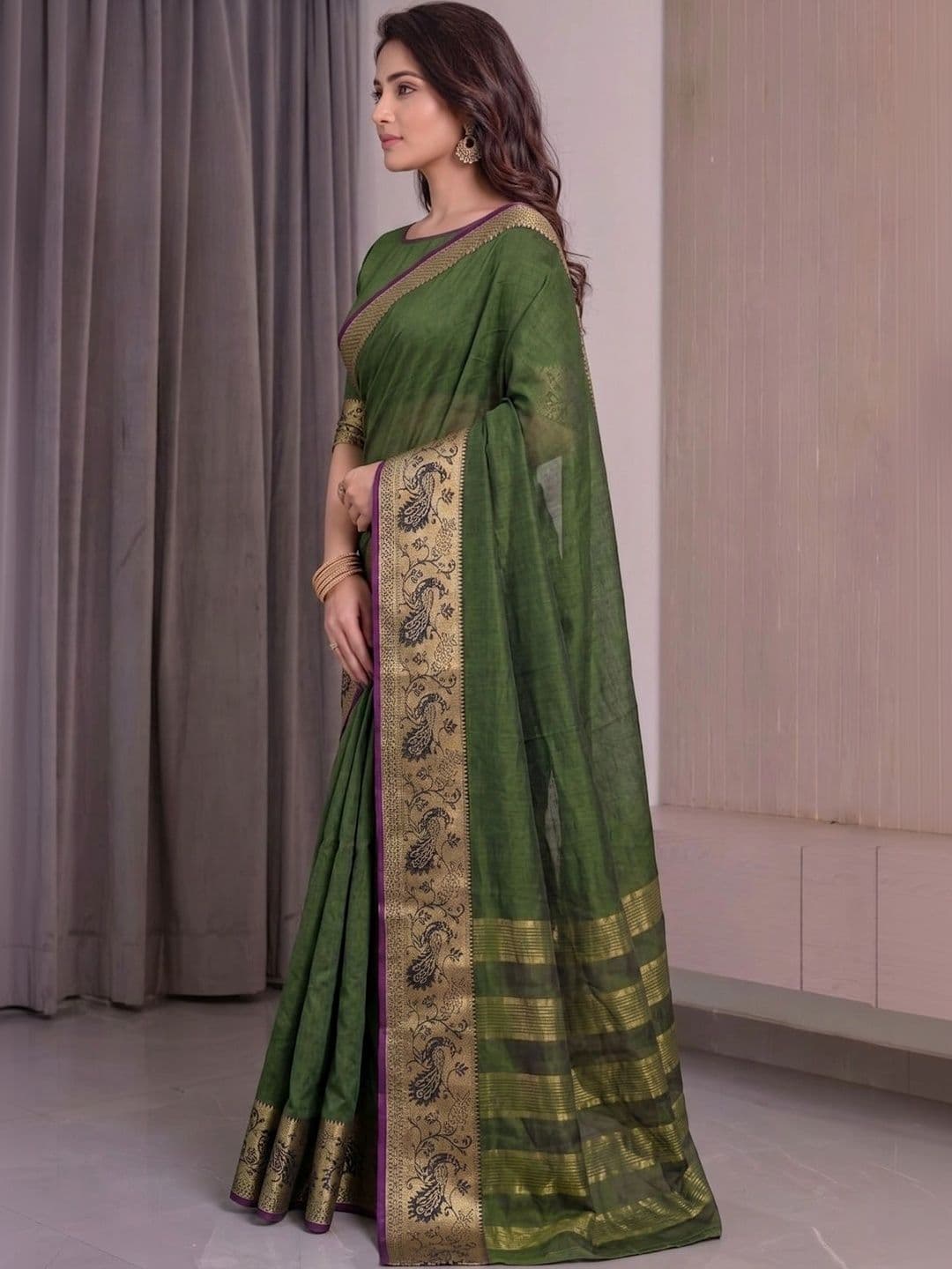Owee Paisley Zari Silk Cotton Designer Saree thumbnail 4