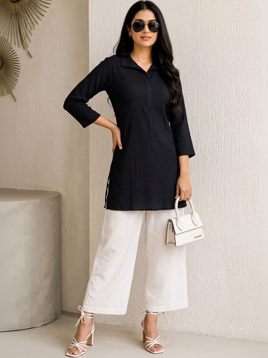 Kasendra Women Kurta thumbnail 2
