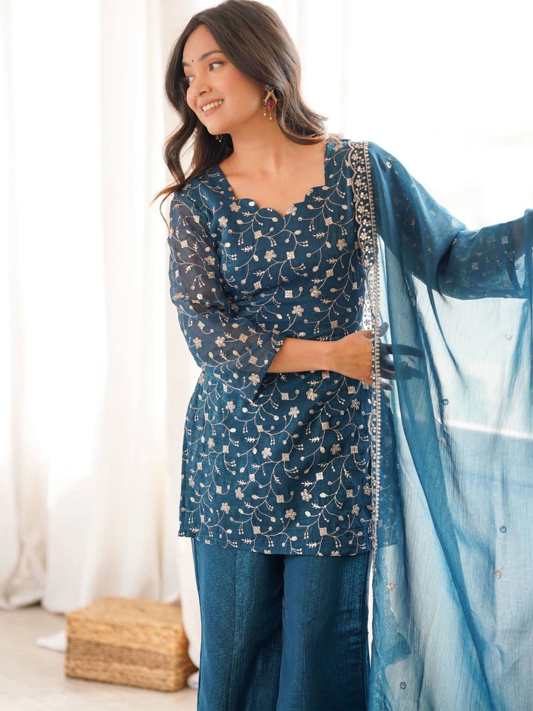 VASTRABELLA Women Ethnic Motifs Embroidered Regular Sequinned Kurta with Sharara & With Dupatta thumbnail 3