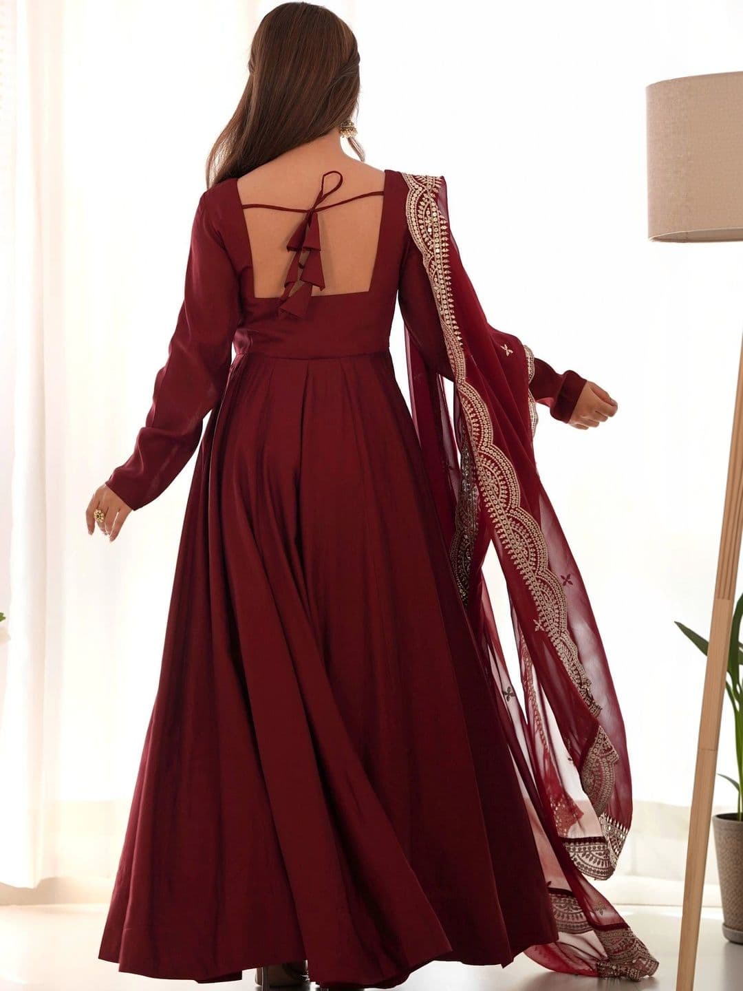 VASTRABELLA Women Regular Chanderi Silk Kurta with Pyjamas & With Dupatta thumbnail 7