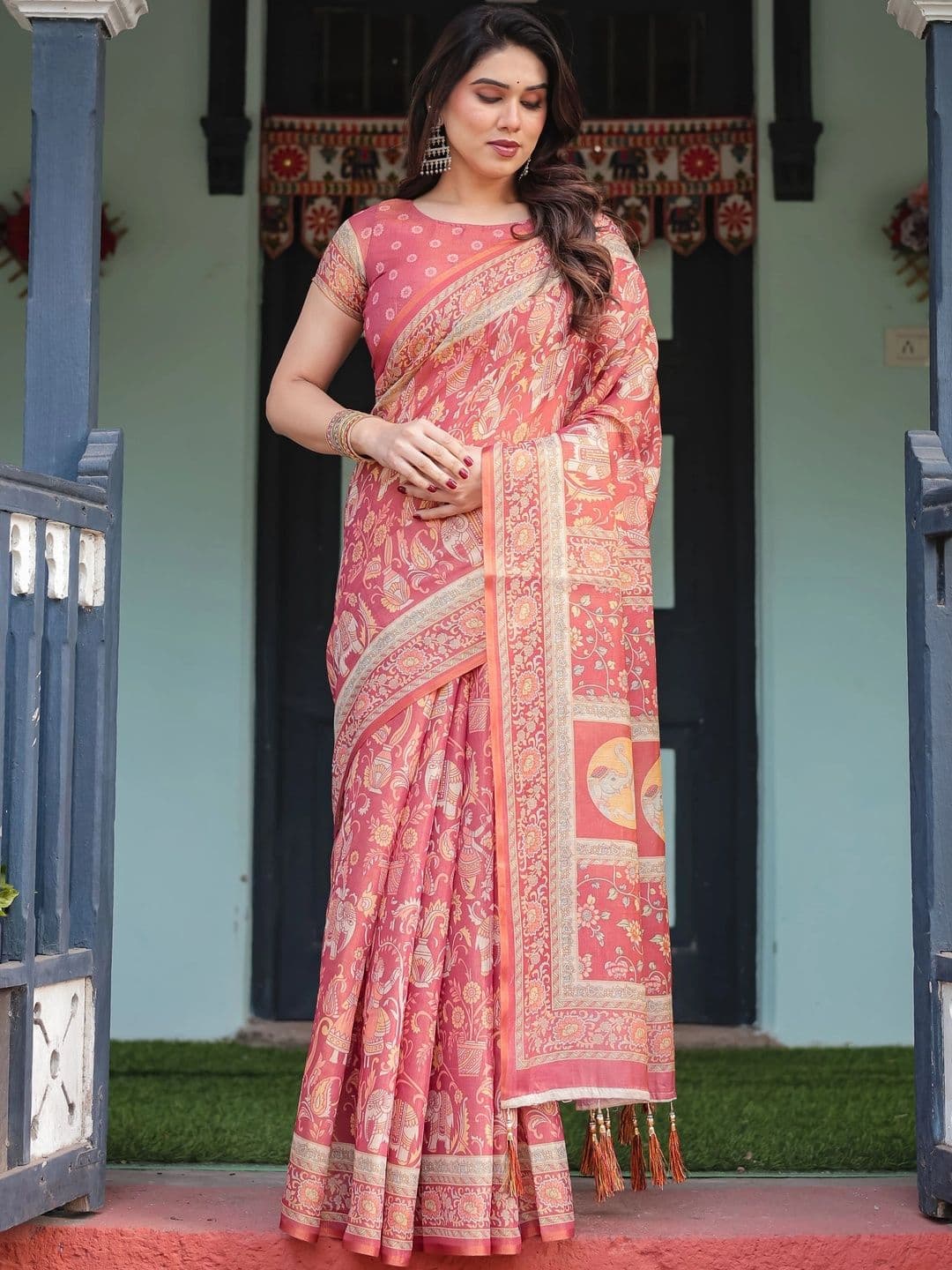Suha Paisley Art Silk Saree thumbnail 5