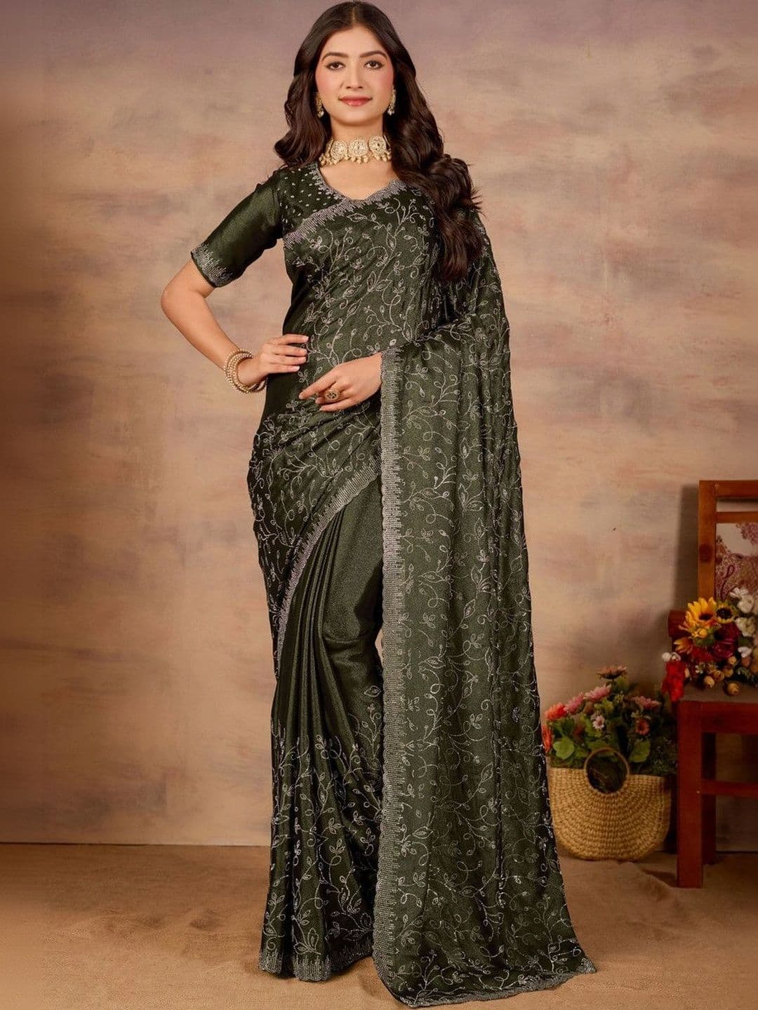 Looootnest Embroidered Pure Georgette Saree - view 1