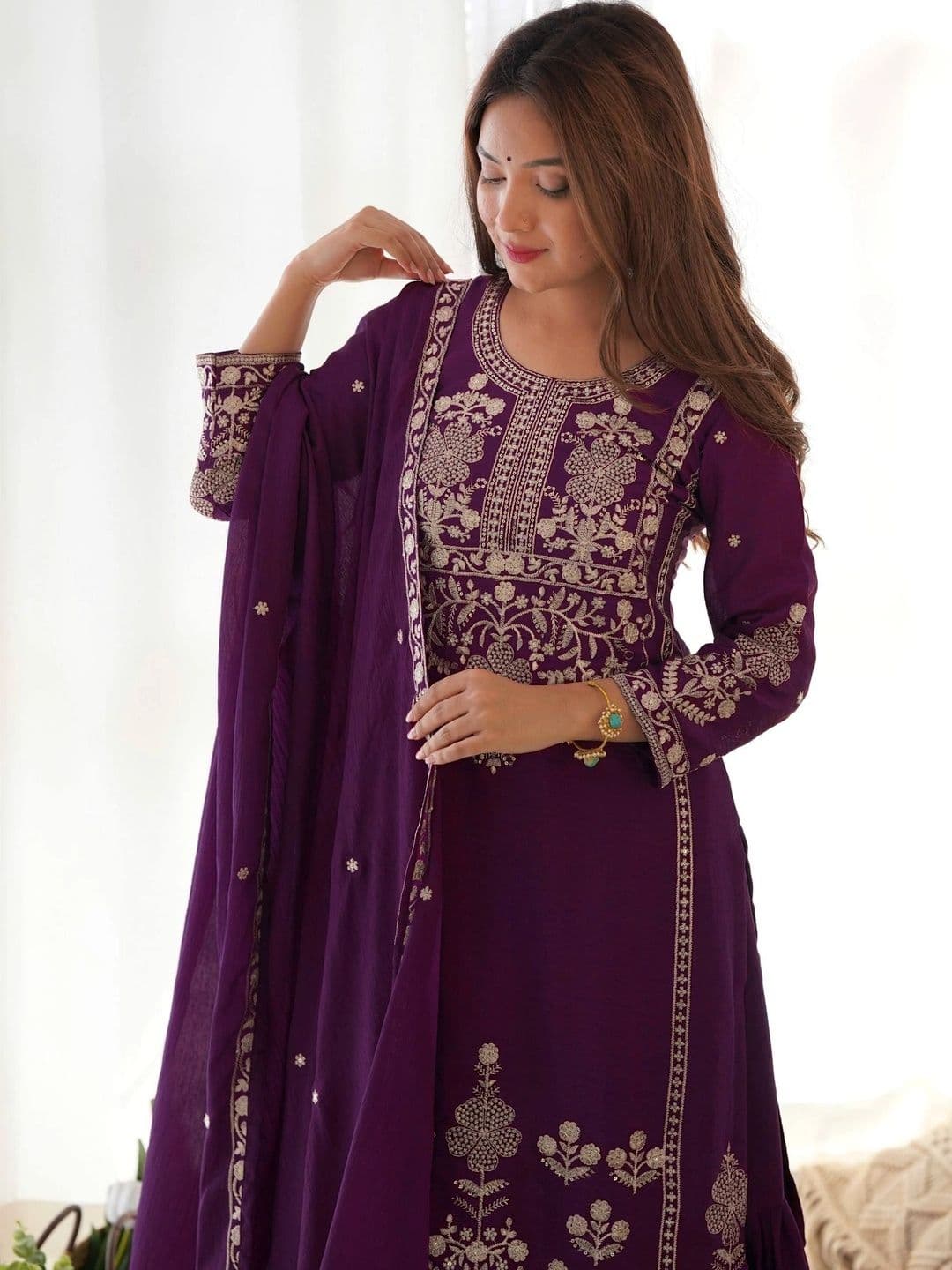 VASTRABELLA Women Ethnic Motifs Embroidered Regular Thread Work Kurta with Sharara & With Dupatta thumbnail 6