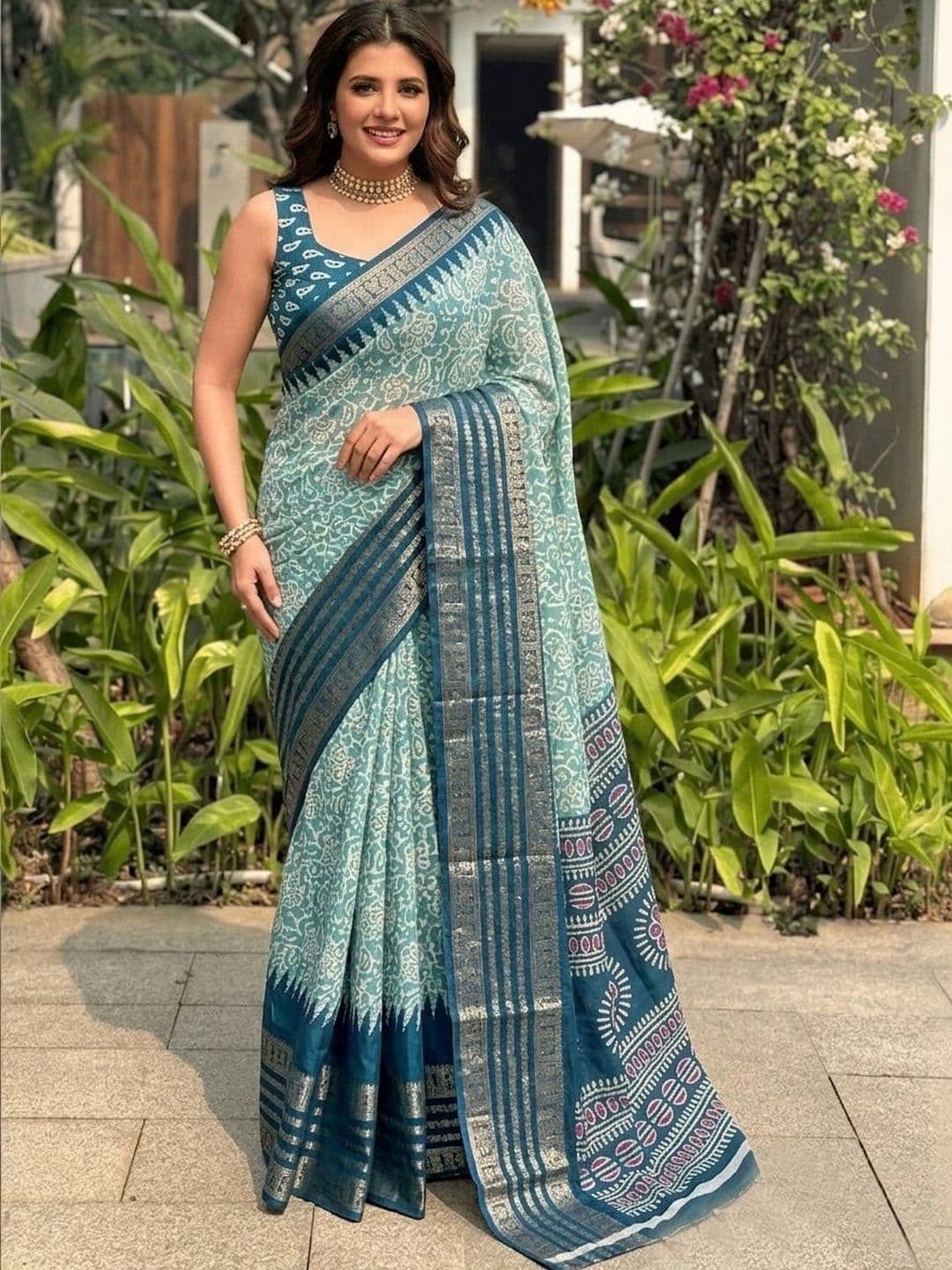 Owee Zari Silk Blend Designer Saree - view 1