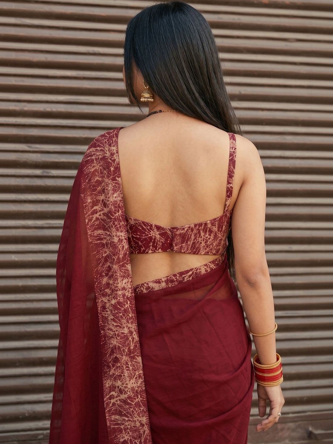 Owee Pure Chiffon Designer Saree thumbnail 2