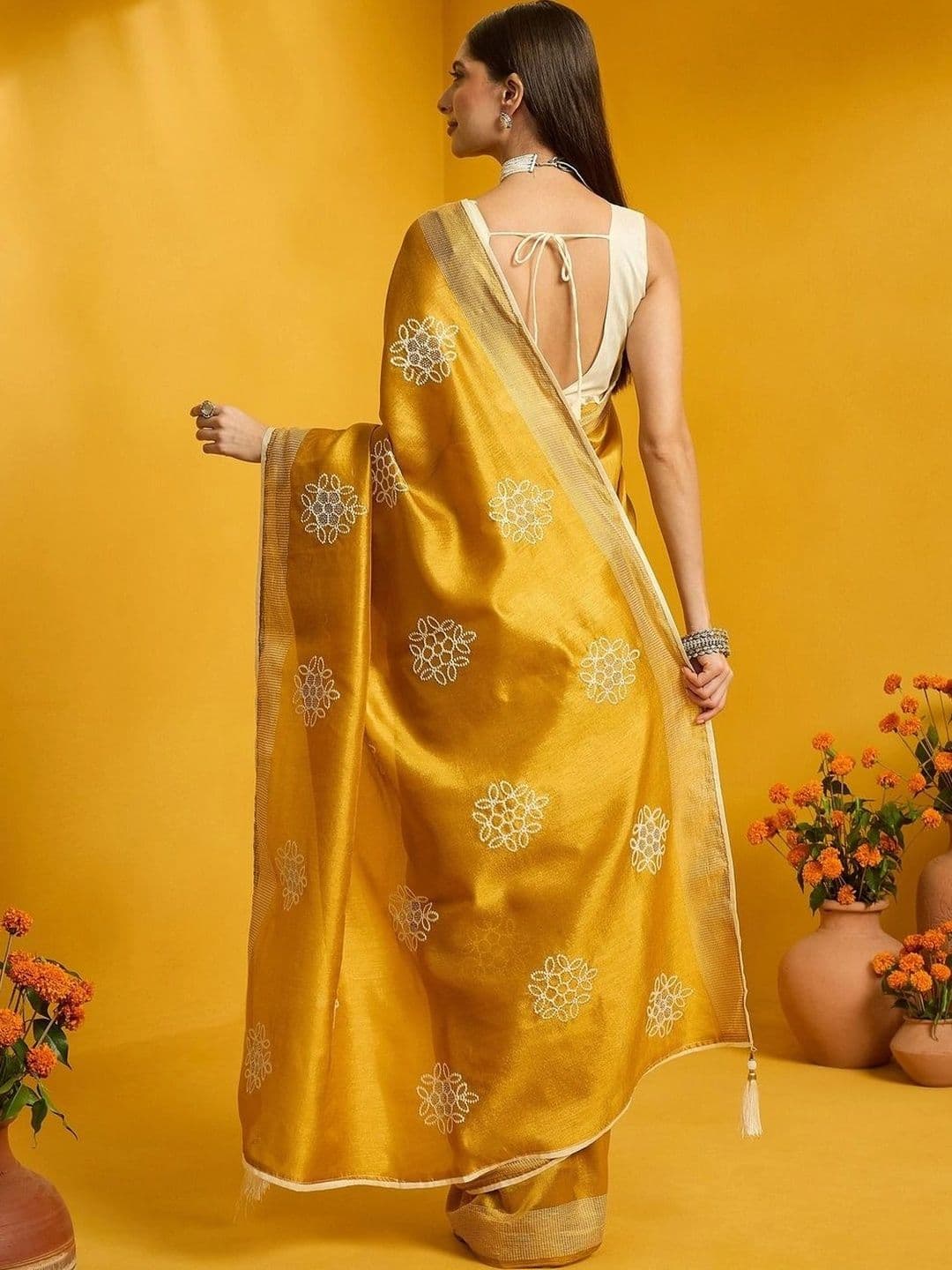 Saree mall Embellished Embroidered Designer Sarees thumbnail 3