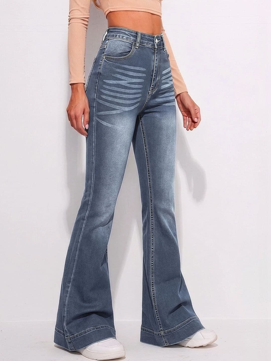 MULVARI Women Slim Fit High-Rise Low Distress Light Fade Stretchable Jeans thumbnail 3