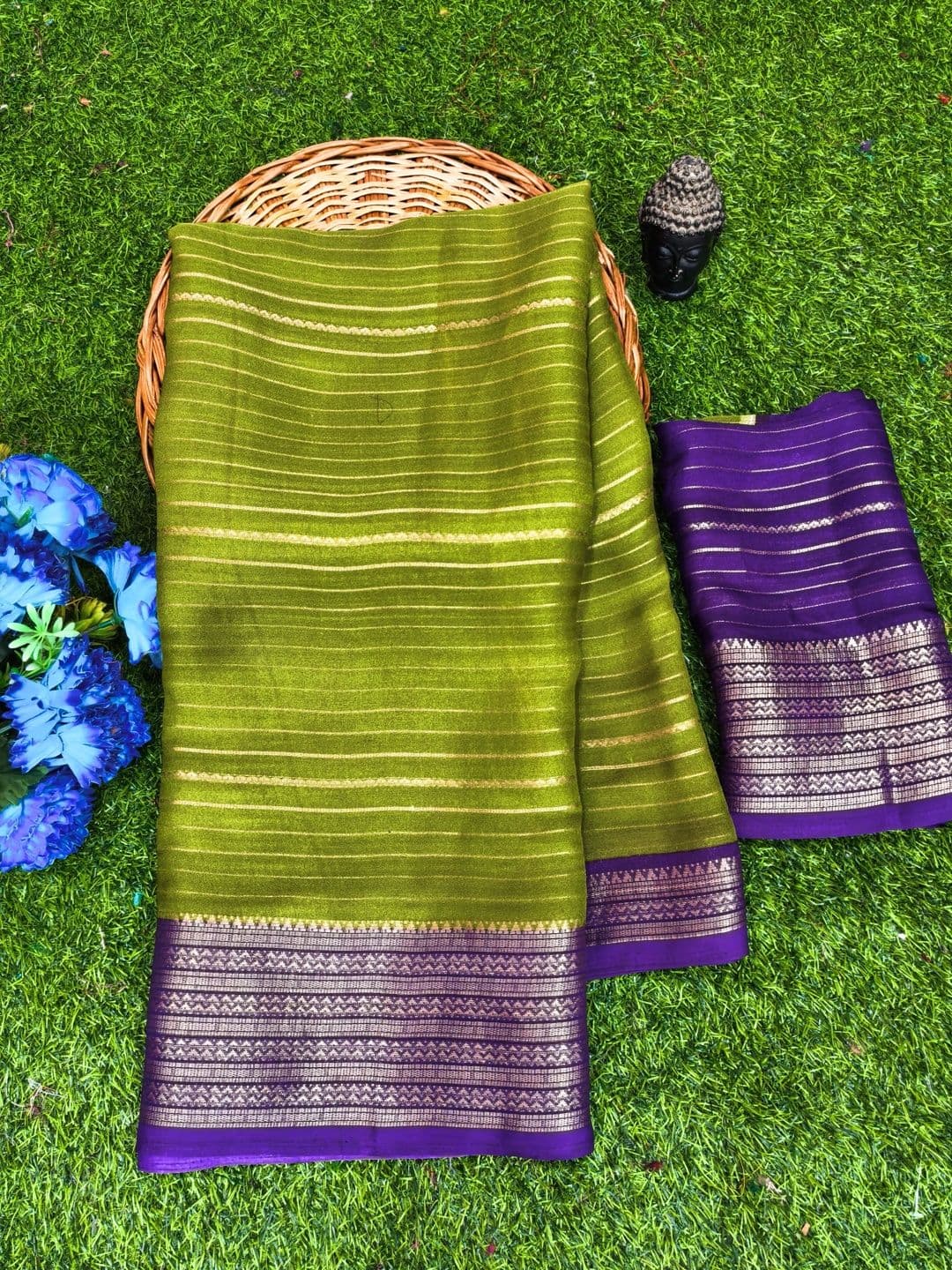 Owee Striped Zari Silk Blend Designer Saree thumbnail 3