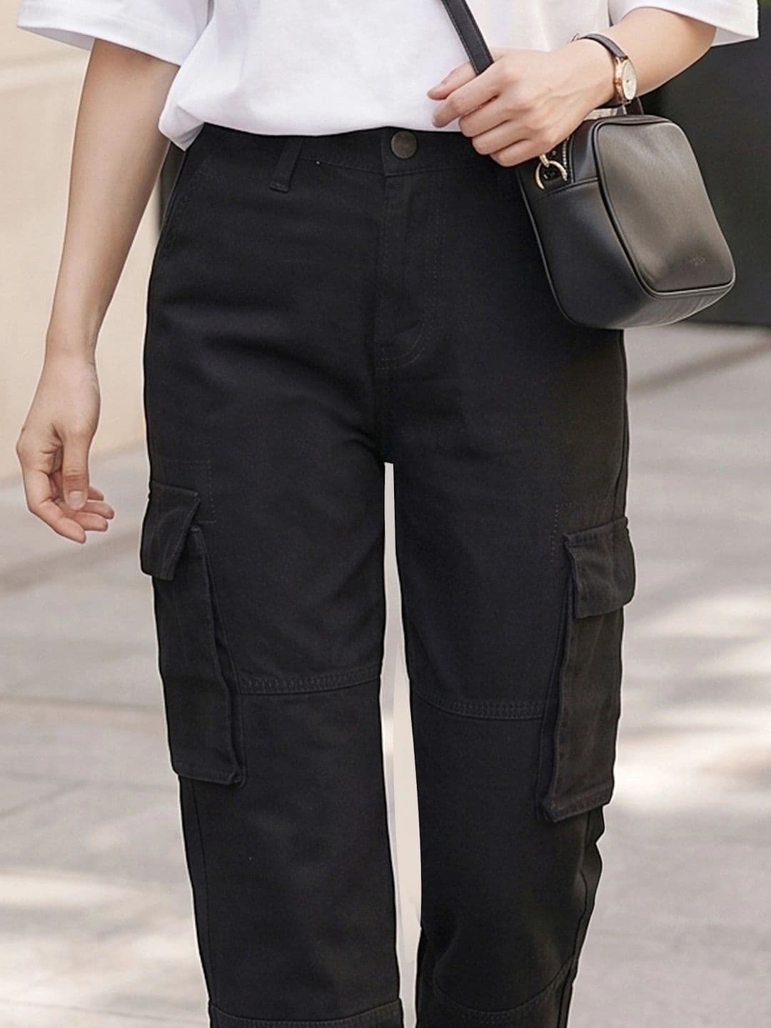 Style Quotient Women Classic Straight Fit High-Rise Jeans thumbnail 5