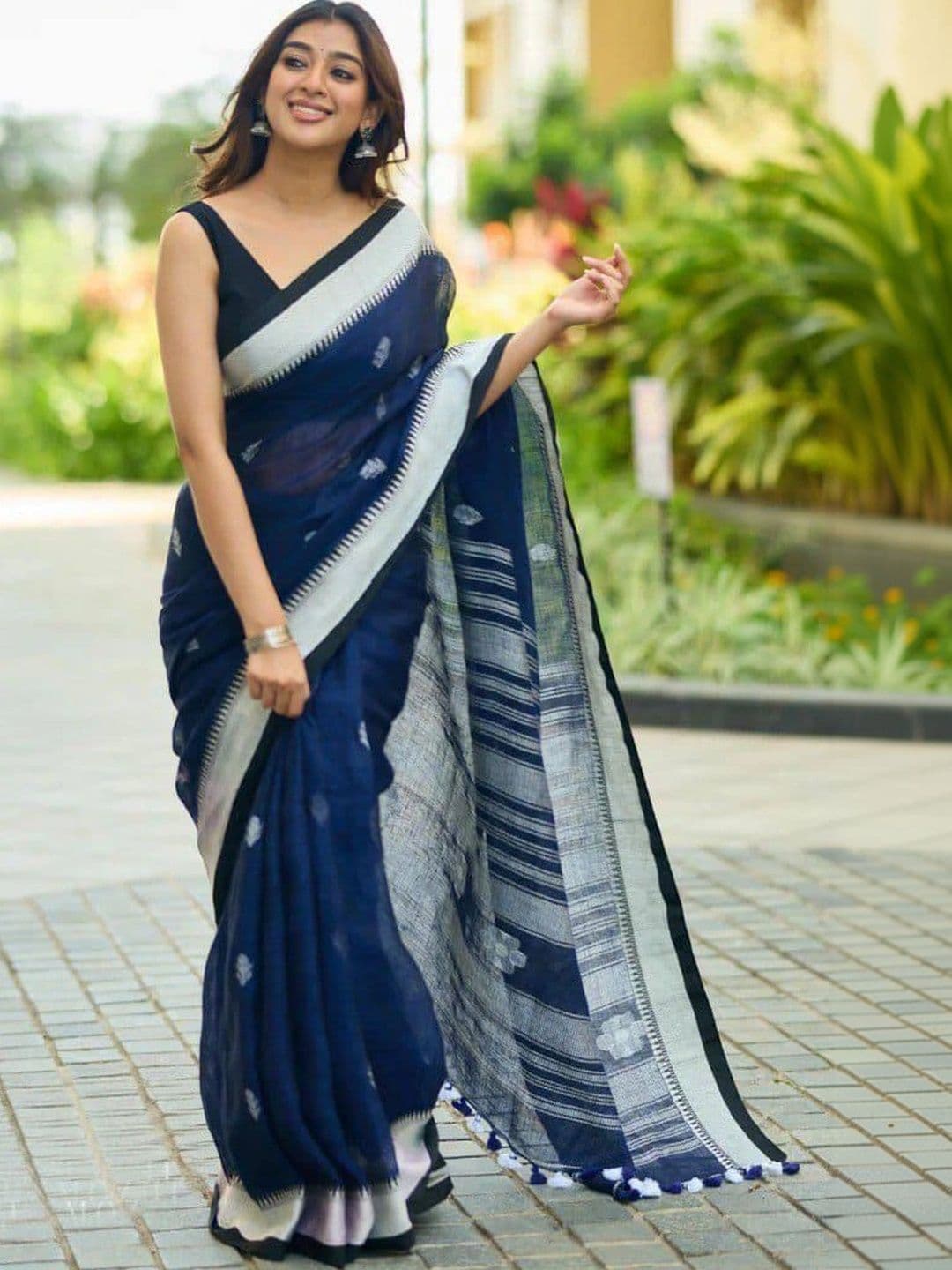 revika Woven Design Zari Art Silk Designer Kanjeevaram Saree - view 1