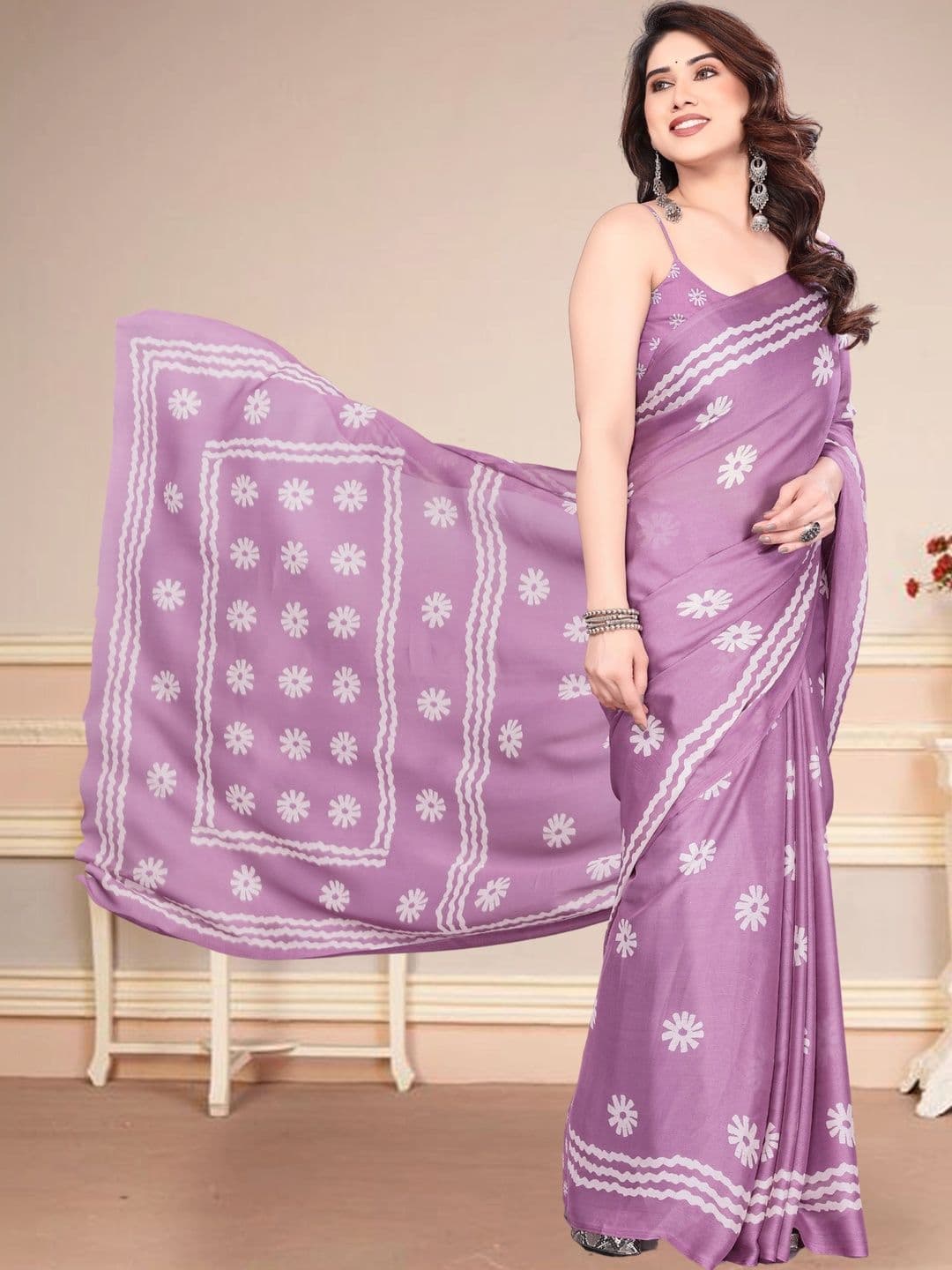 Owee Floral Pure Chiffon Designer Saree thumbnail 3