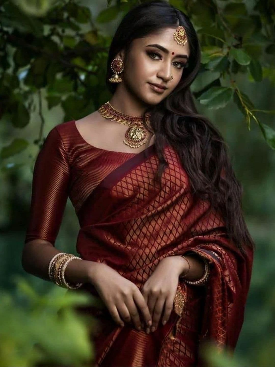 revika Woven Design Zari Art Silk Designer Kanjeevaram Saree thumbnail 7