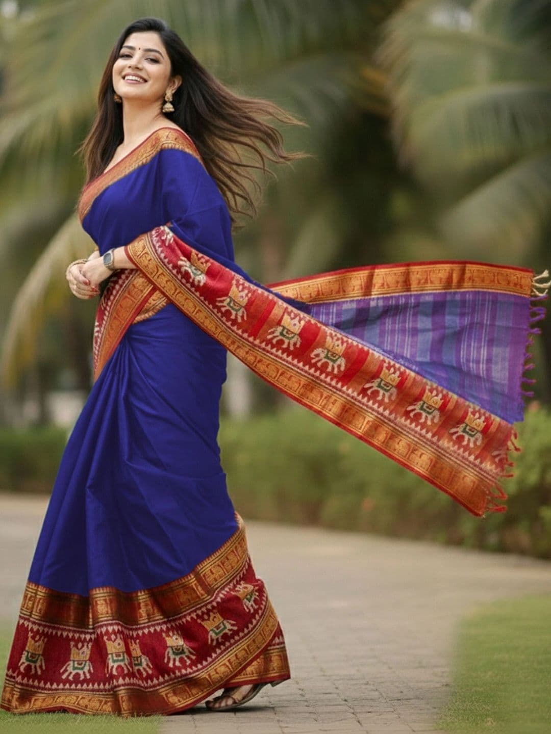 Owee Zari Silk Cotton Designer Narayan Peth Saree thumbnail 3