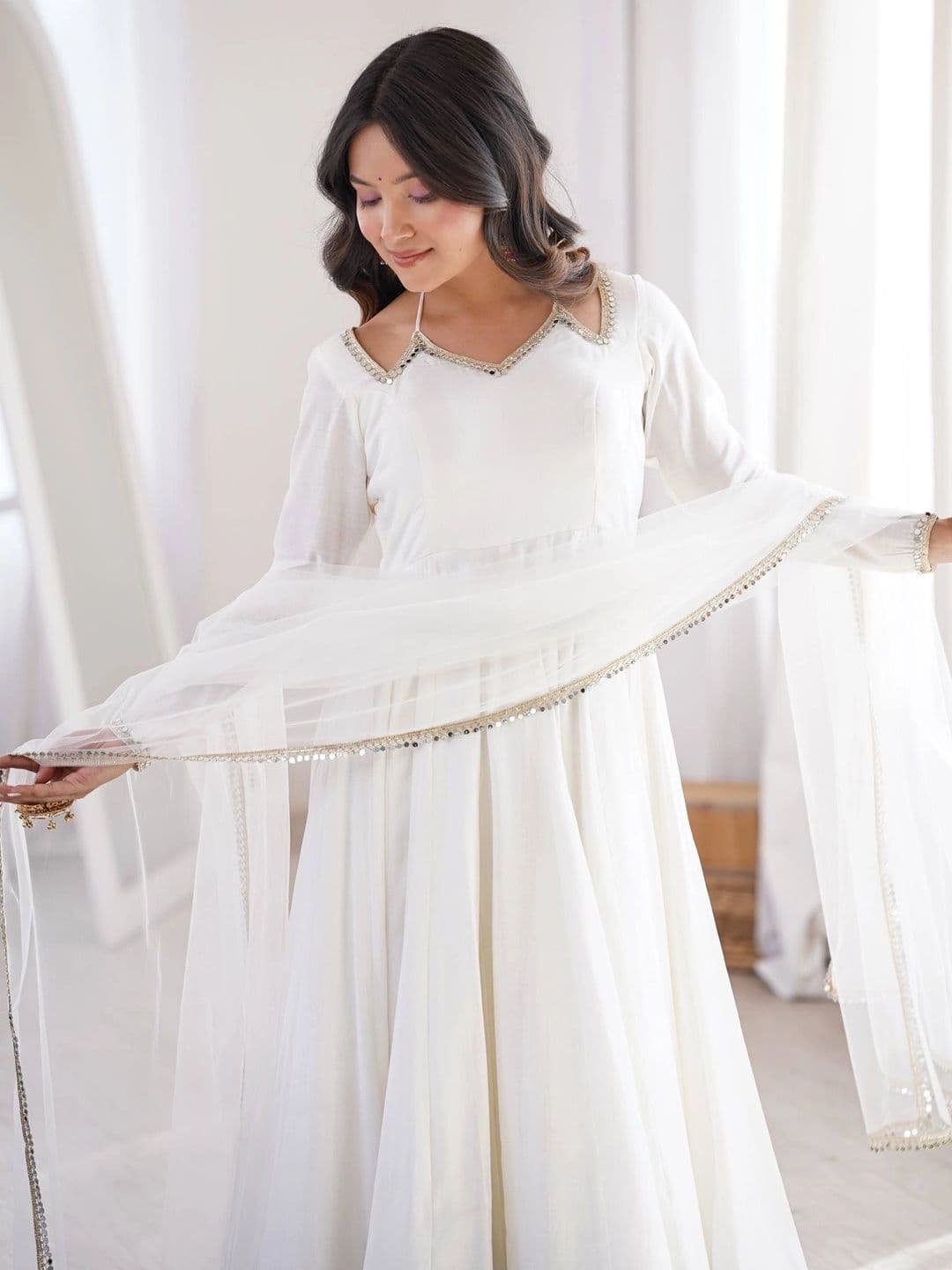 VASTRABELLA Women Empire Mirror Work Chanderi Silk Kurta with Trousers & With Dupatta thumbnail 5