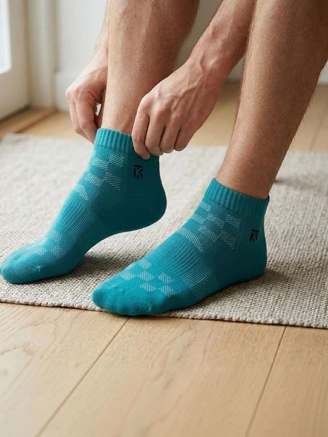 Kikitoes Men Pack of 2 Assorted Patterned Ankle Length Socks thumbnail 7