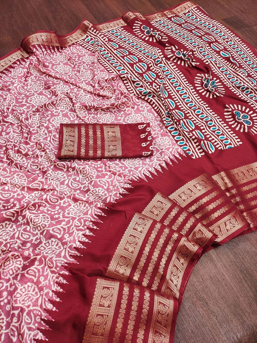 Owee Batik Zari Silk Blend Designer Saree thumbnail 3