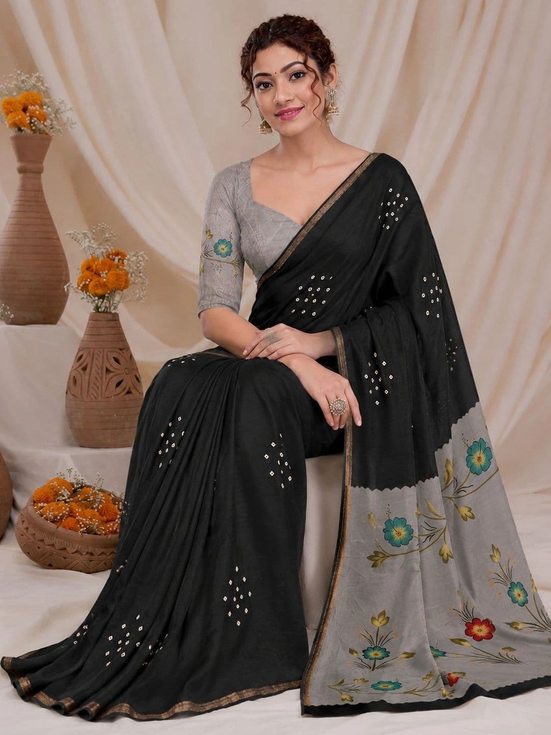 RegalDrapes Floral Patchwork Bandhani Saree thumbnail 3