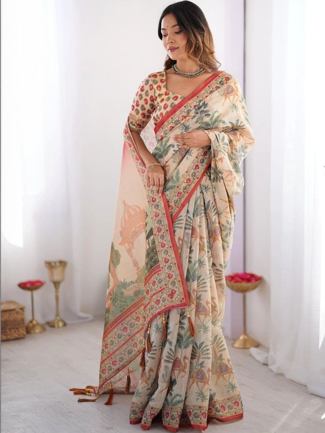 HOUSE OF PRANSHI Warli Linen Blend Jamdani Saree thumbnail 3
