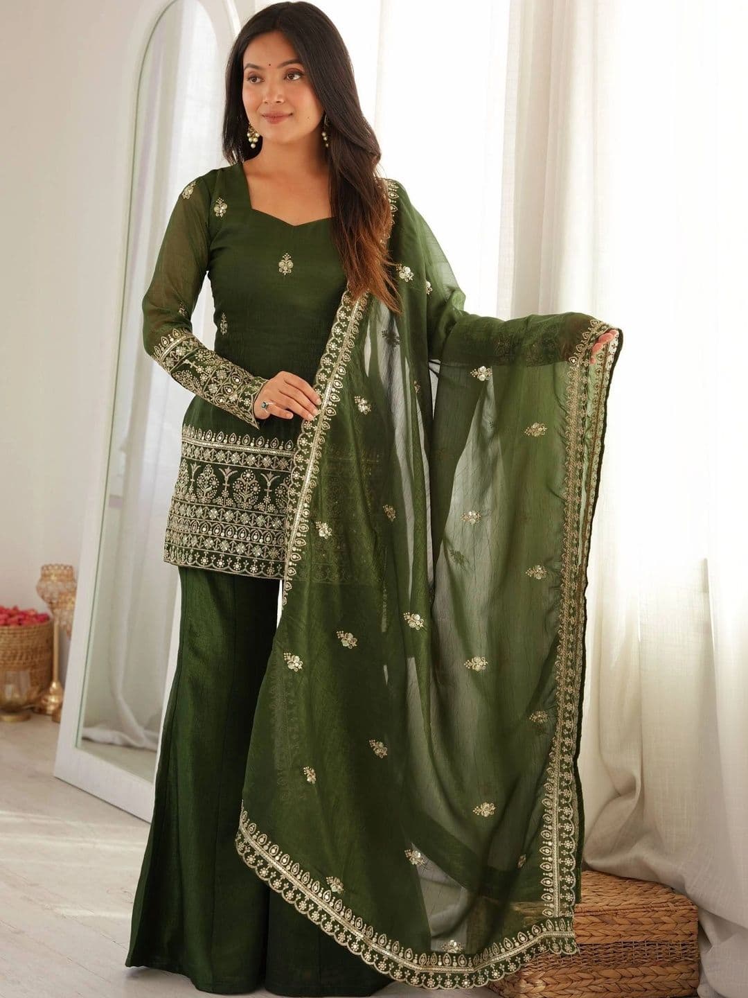 VASTRABELLA Women Ethnic Motifs Embroidered Regular Sequinned Kurta with Palazzos & With Dupatta thumbnail 6