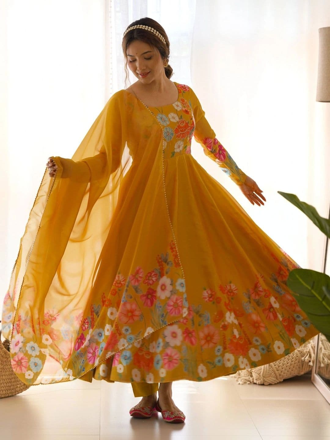 VASTRABELLA Women Floral Printed Empire Kurta with Trousers & With Dupatta - view 1