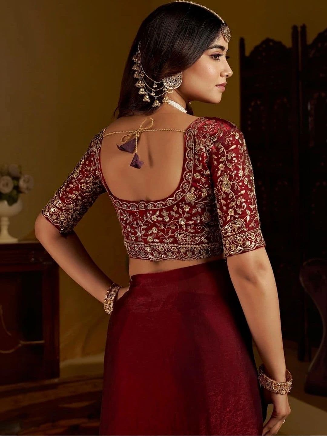 kantuba Floral Embroidered Art Silk Heavy Work Saree thumbnail 5