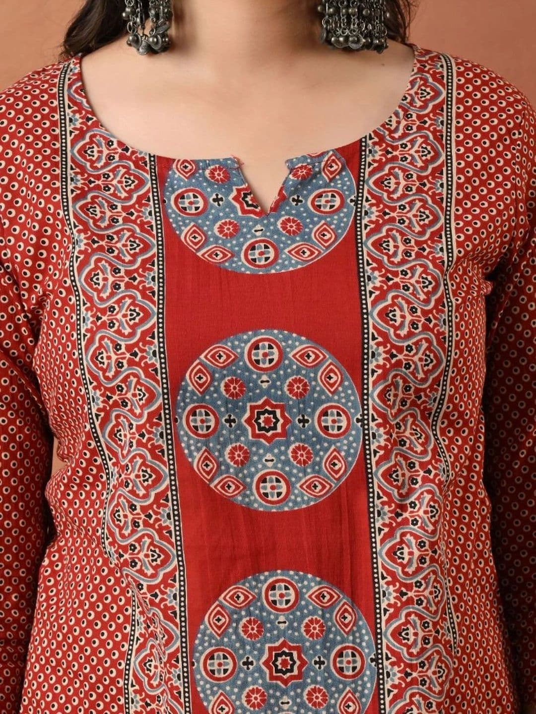 Encourage Women Ethnic Motifs Printed Regular Pure Cotton Kurta with Trousers & With Dupatta thumbnail 5