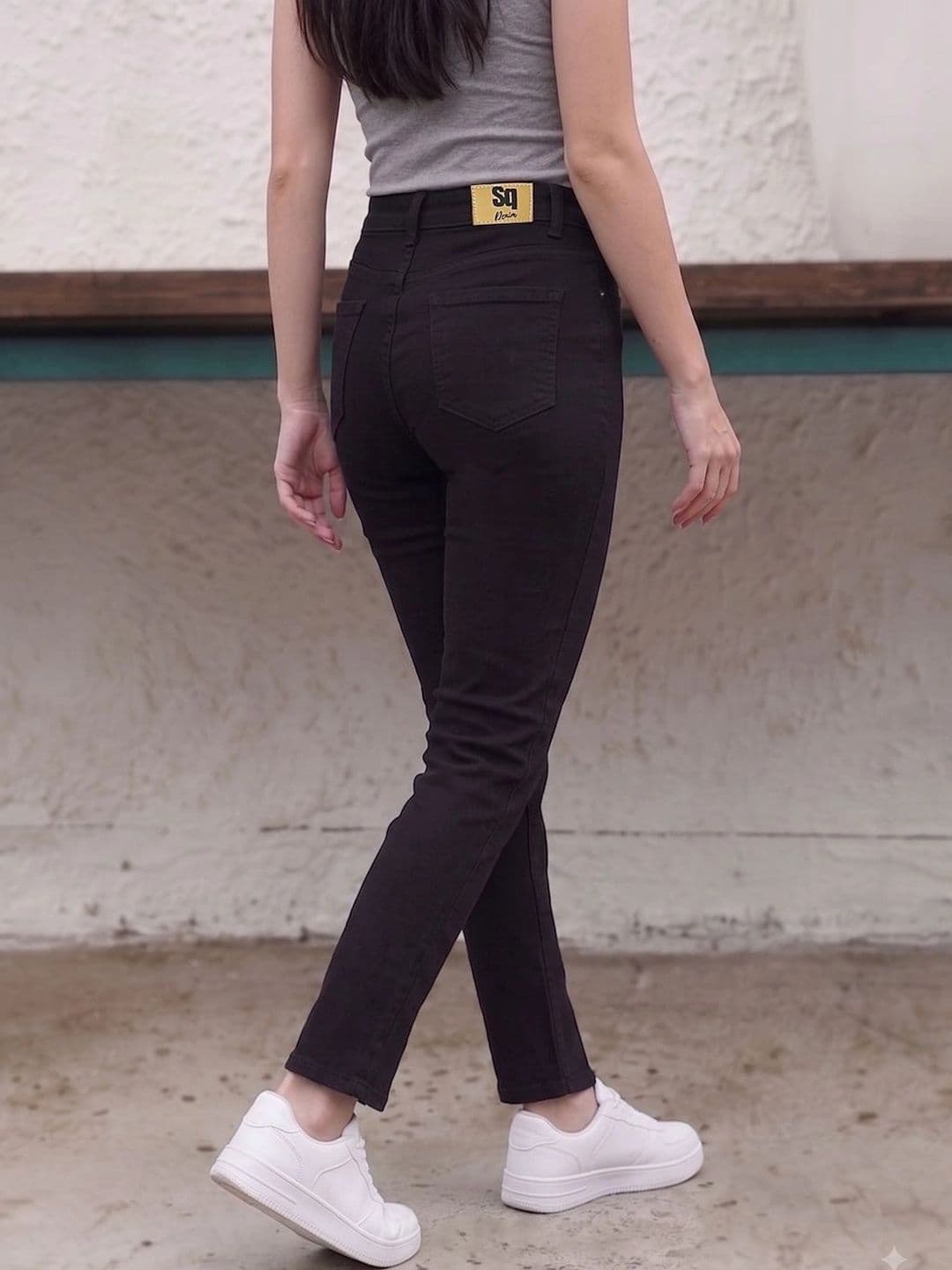 Style Quotient Women Classic High-Rise Stretchable Jeans thumbnail 2