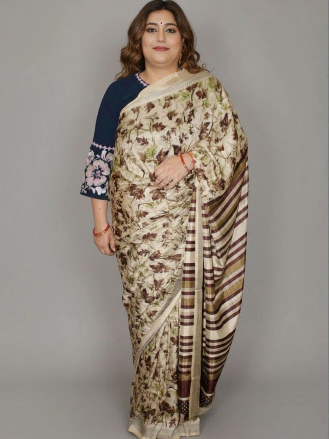 HAEMBY Ethnic Motifs Art Silk Saree - view 1