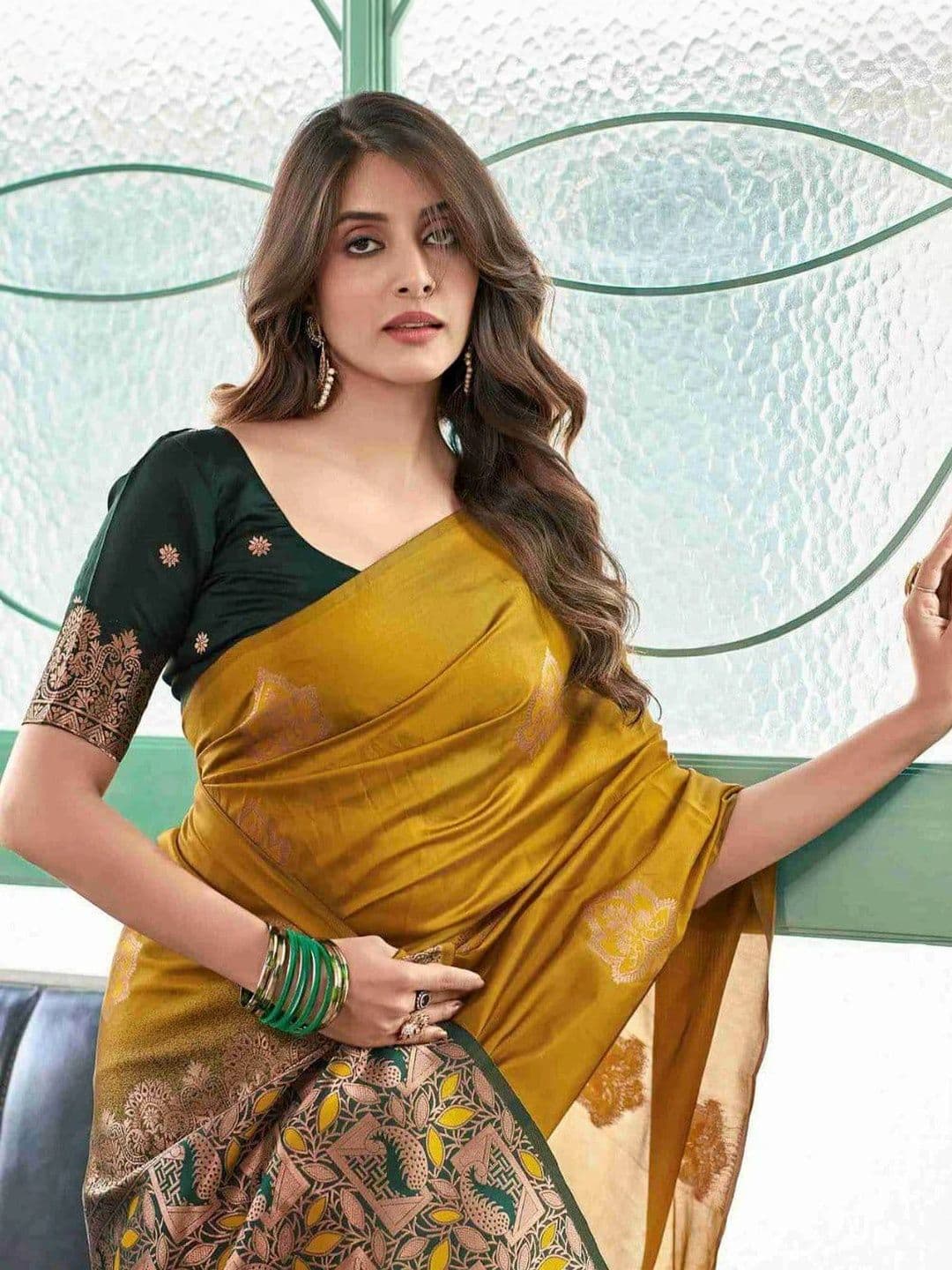revika Woven Design Zari Art Silk Designer Kanjeevaram Saree thumbnail 2