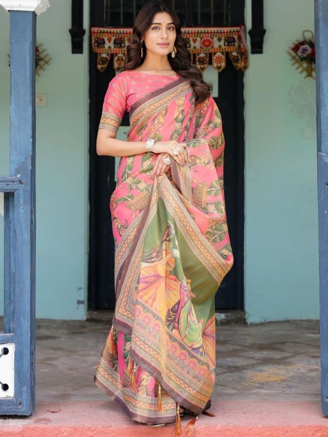 HOUSE OF PRANSHI Floral Linen Blend Jamdani Saree thumbnail 2