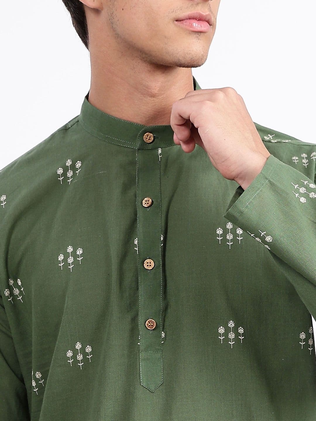 Anouk Men Floral Embroidered Indie Prints Kurta thumbnail 6