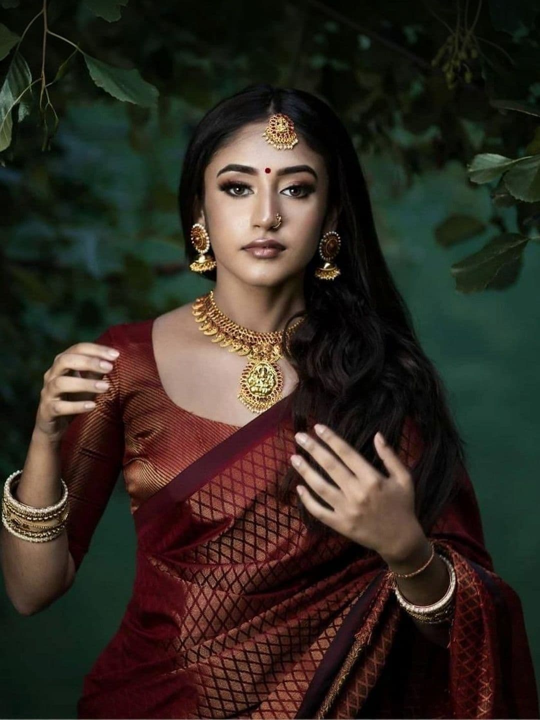 revika Woven Design Zari Art Silk Designer Kanjeevaram Saree - view 1