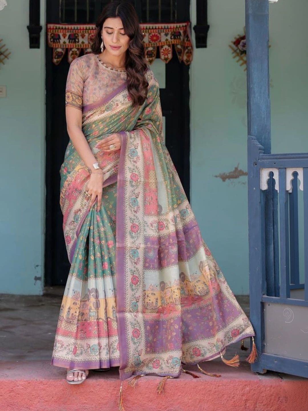 HOUSE OF PRANSHI Paisley Linen Blend Jamdani Saree thumbnail 4