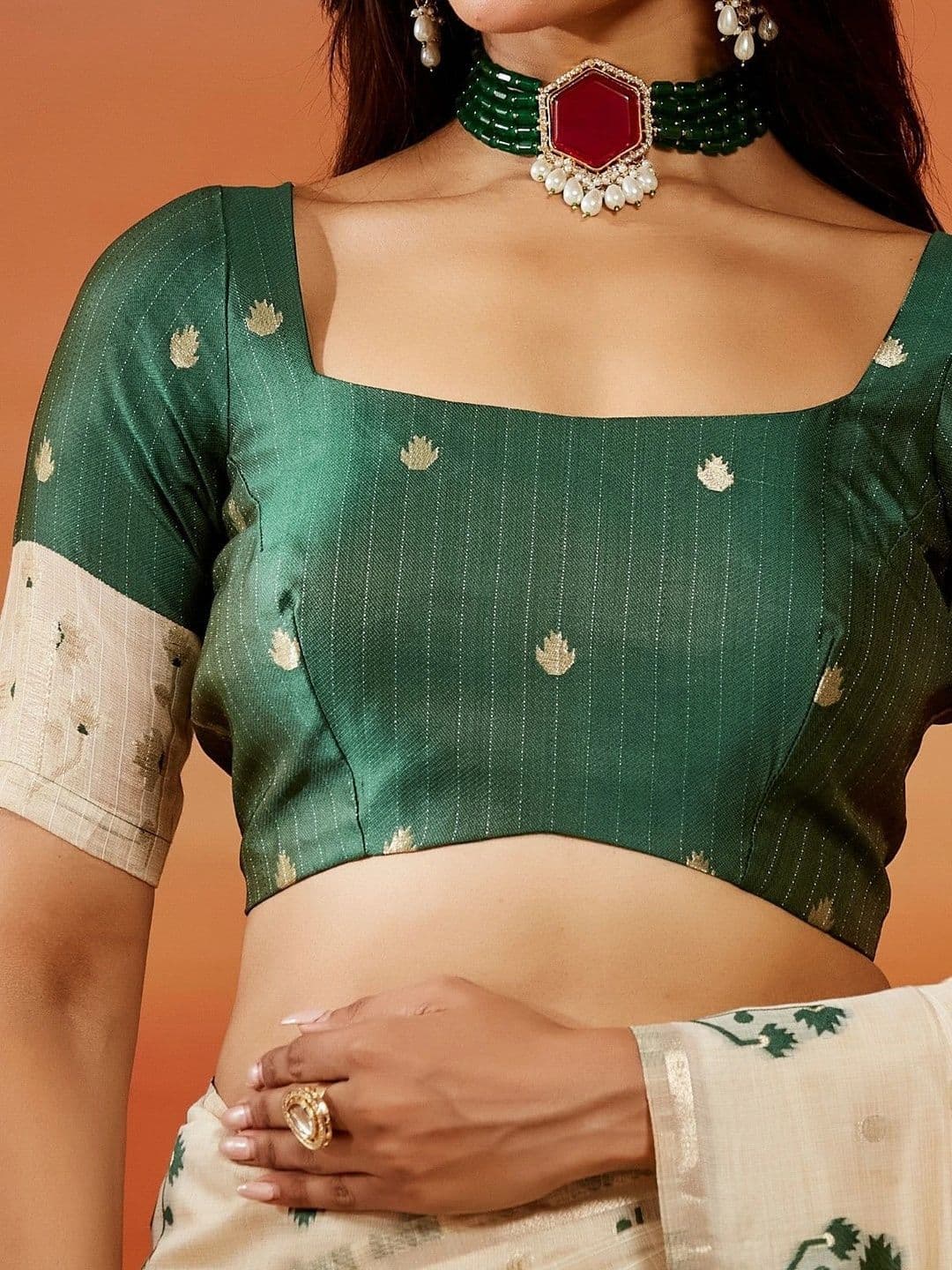 kasee Floral Zari Pure Cotton Designer Saree thumbnail 5