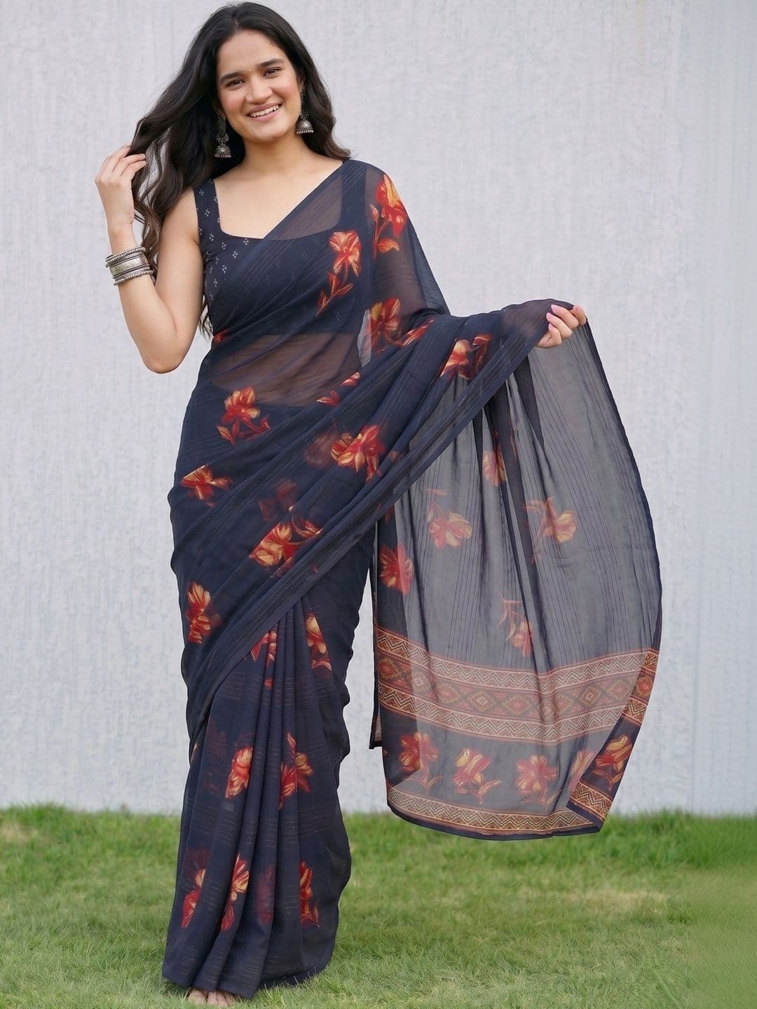 Owee Floral Zari Pure Chiffon Designer Saree - view 1