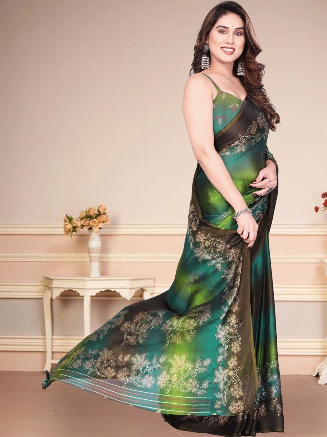 Owee Floral Zari Pure Chiffon Designer Saree thumbnail 4