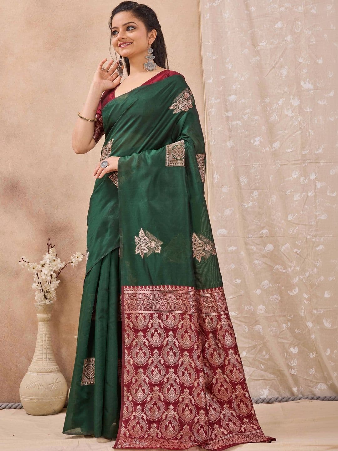 HERE&NOW Zari Art Silk Saree thumbnail 5