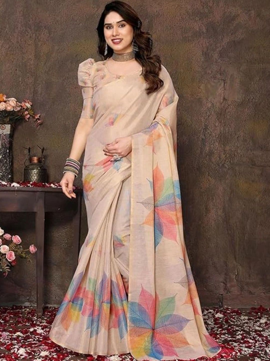 HOUSE OF PRANSHI Floral Linen Blend Jamdani Saree - view 1