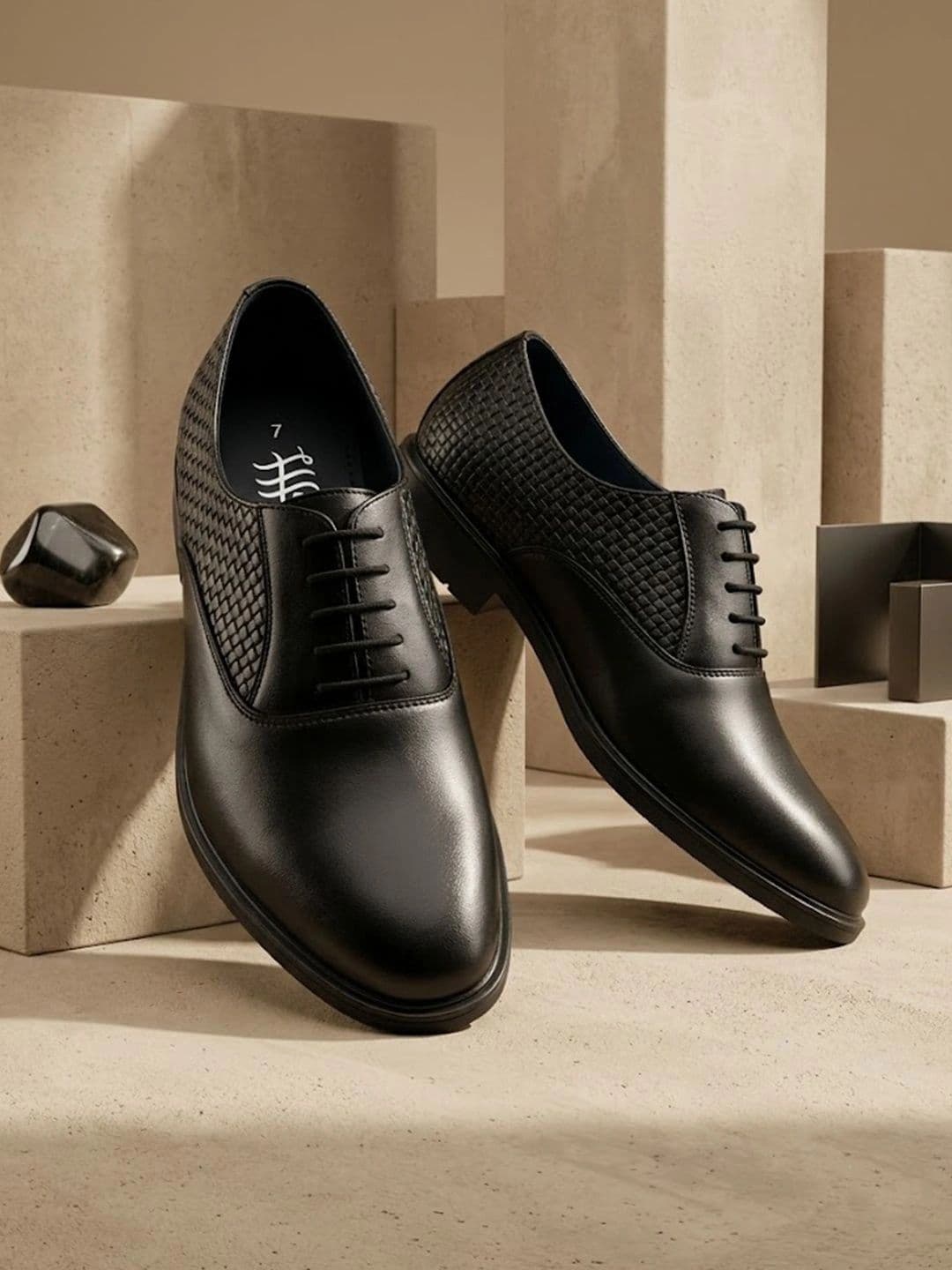 House of Pataudi Men Textured  Round Toe Lace-Ups Derbys Formal Shoes thumbnail 3