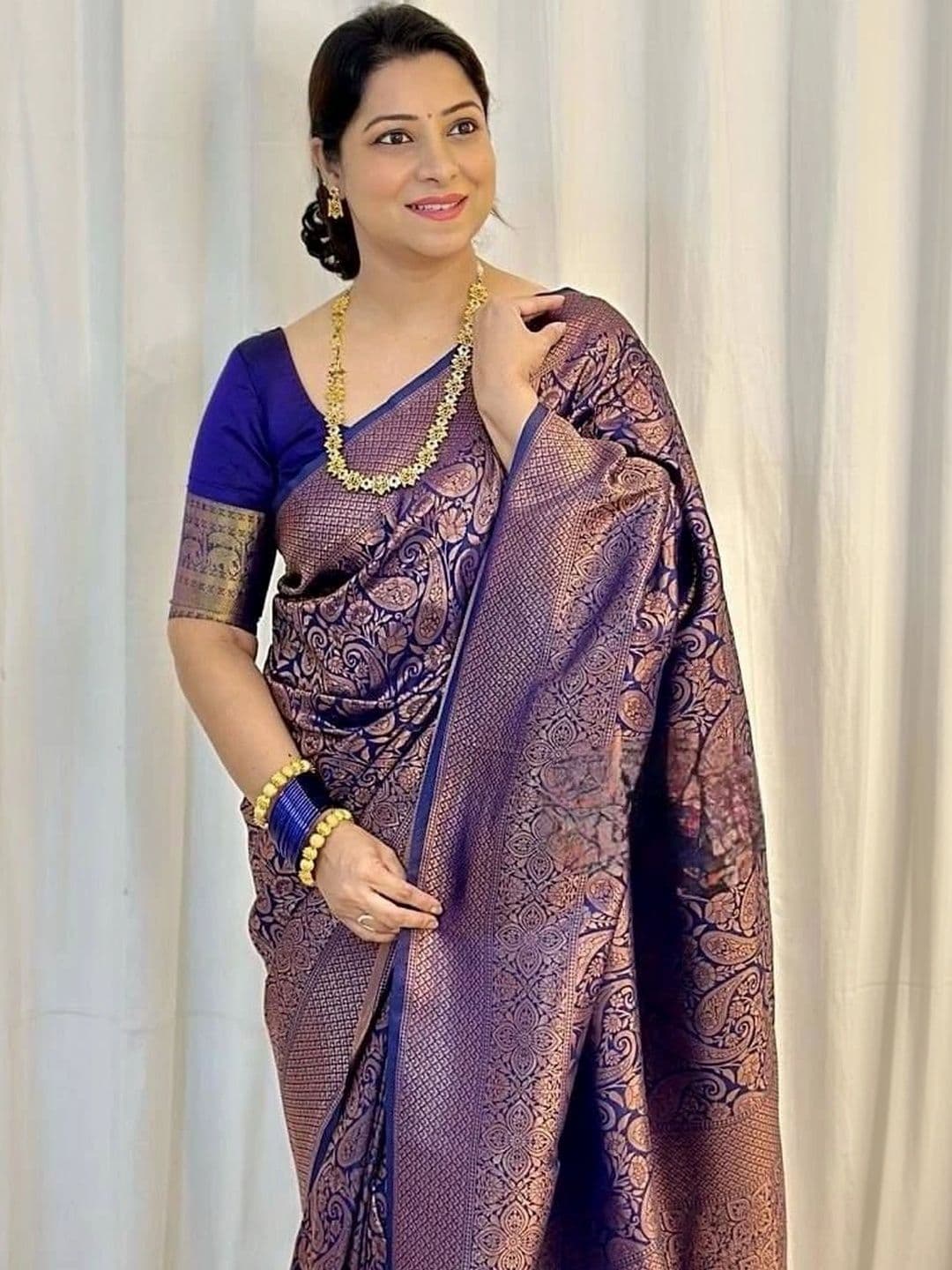 revika Woven Design Zari Art Silk Designer Kanjeevaram Saree thumbnail 3