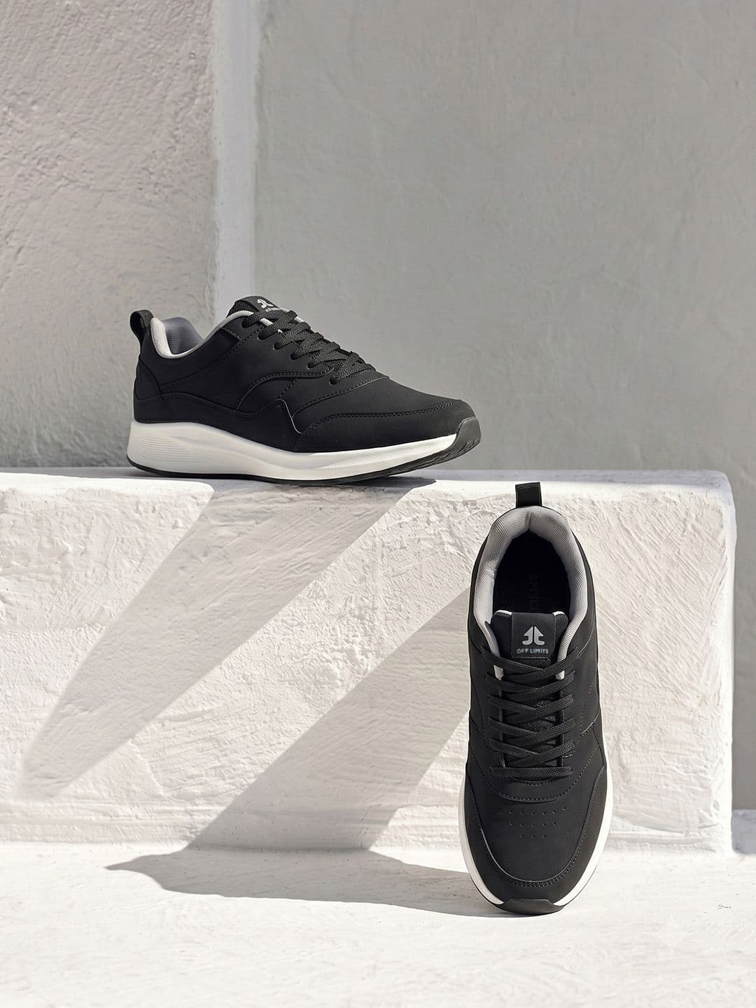 OFF LIMITS Men Textured Lace-Ups Running Sports Shoes - view 1